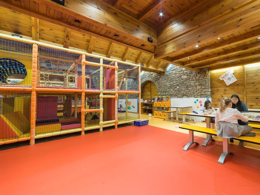 Sport Village Hotel 4*